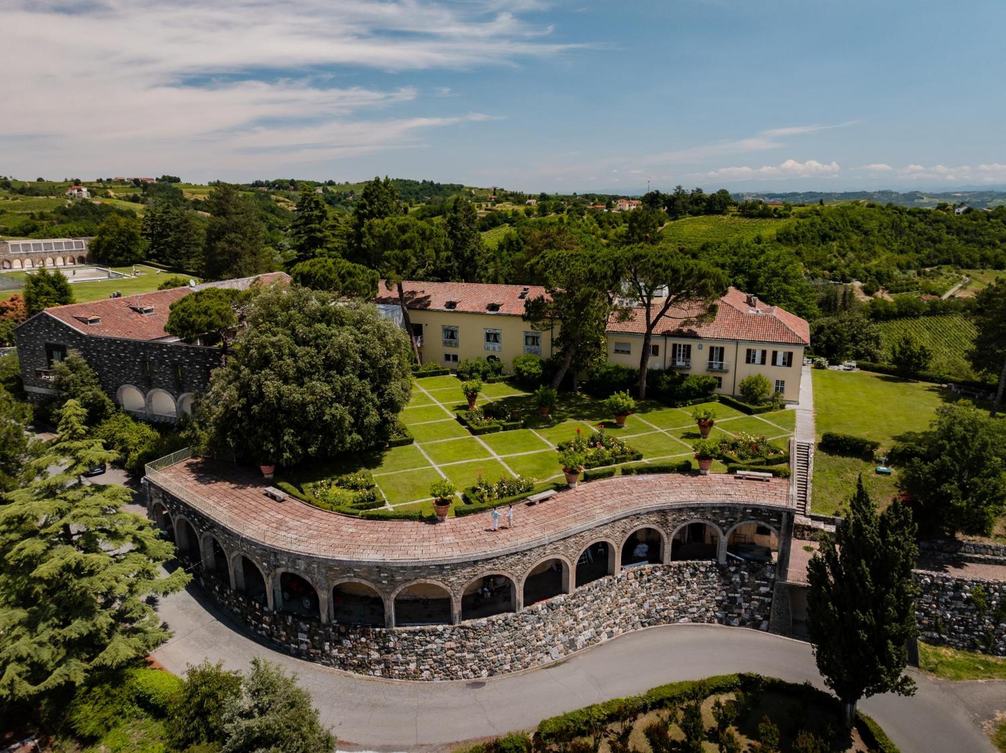 Villa Ottolenghi Wedekind Acqui Terme ภายนอก รูปภาพ