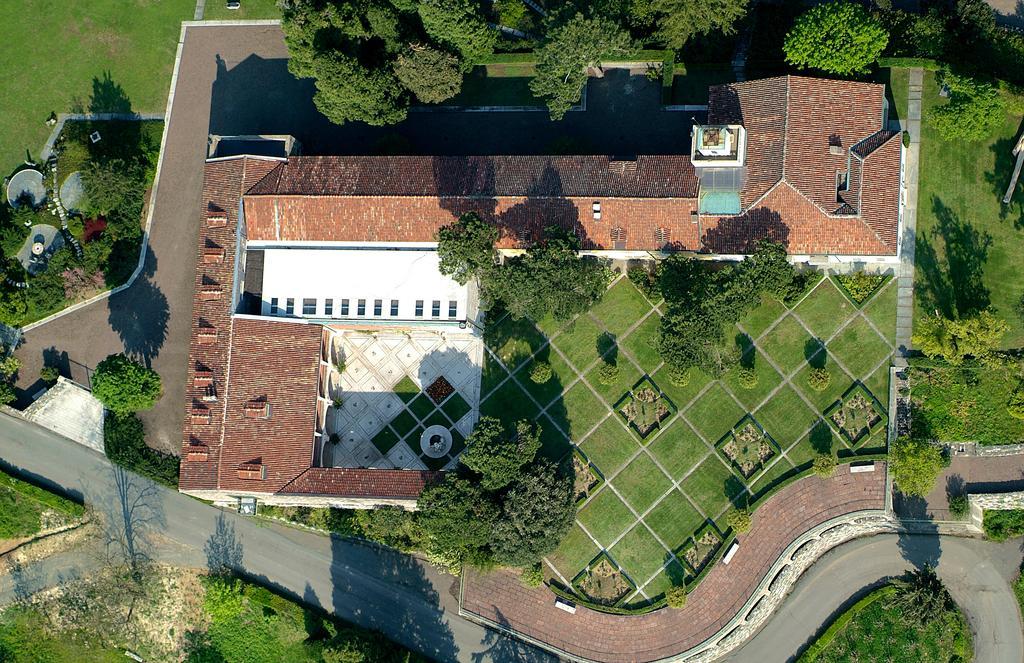 Villa Ottolenghi Wedekind Acqui Terme ภายนอก รูปภาพ