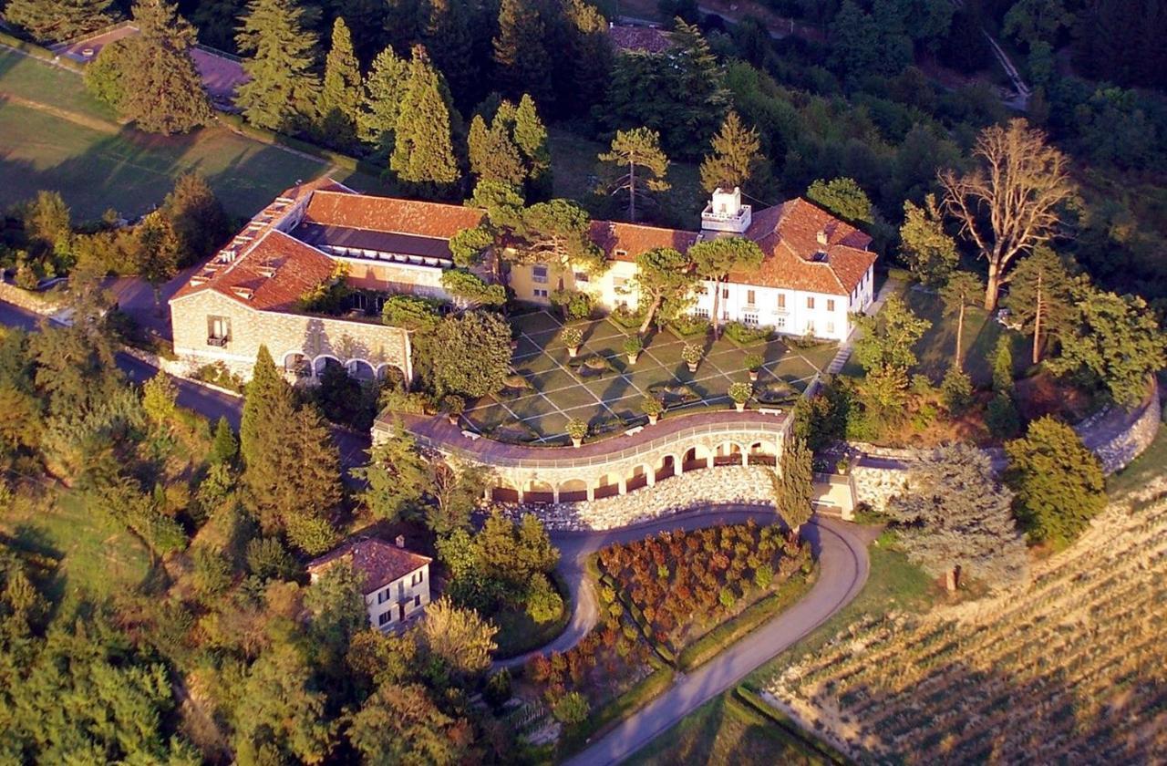 Villa Ottolenghi Wedekind Acqui Terme ภายนอก รูปภาพ